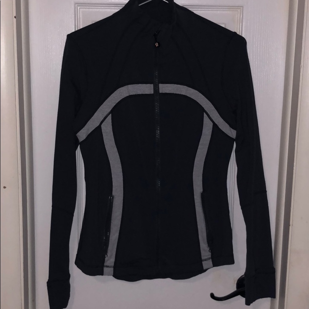lululemon jacket